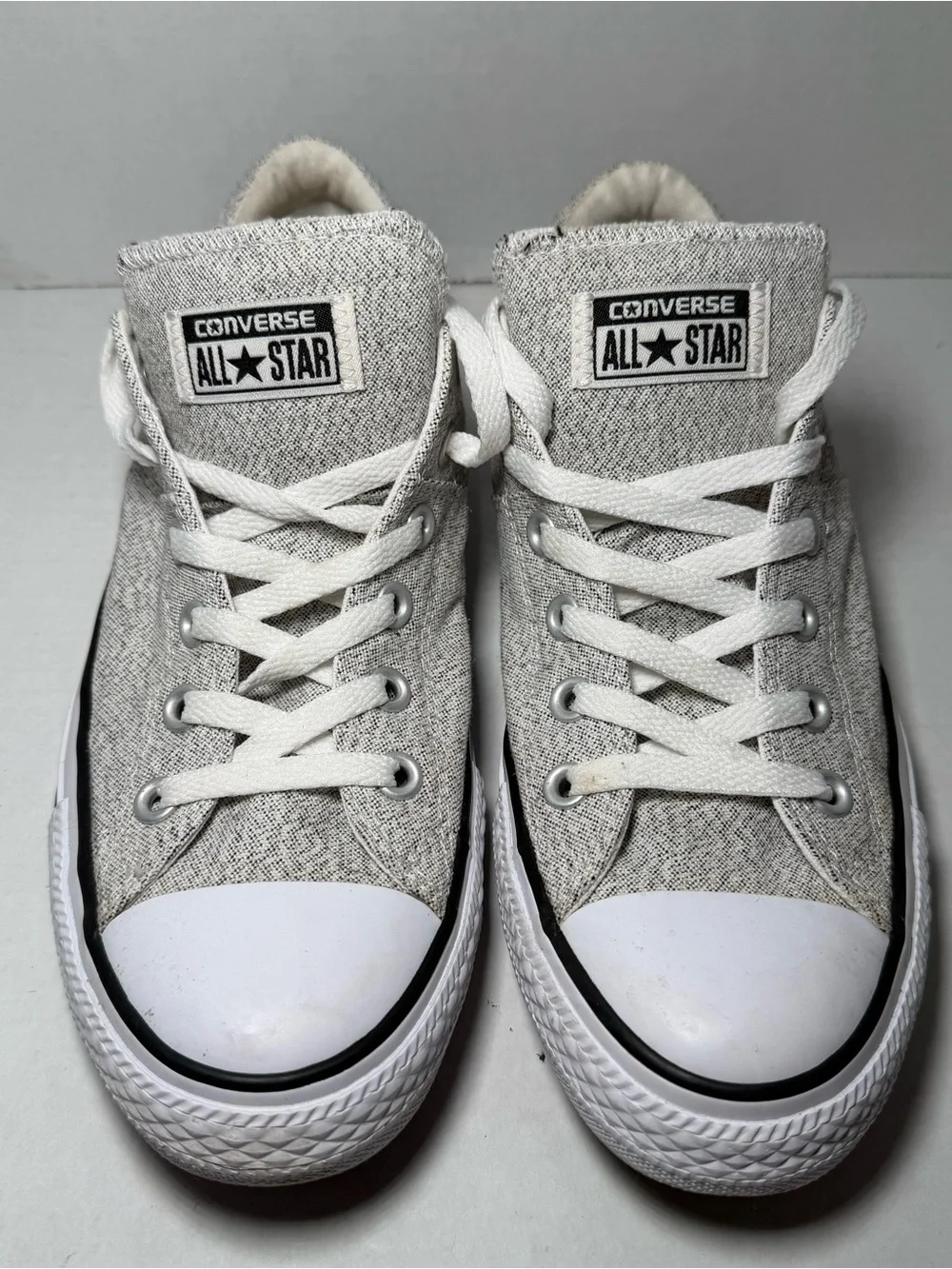 Converse Low Top Women’s Gray Sneakers 10